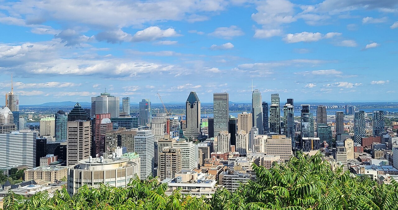 Montréal - SIcht auf die Stadt Montréal mit Skyline