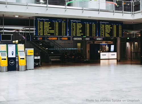 Die Eingangshalle vom Flughafen Nürnberg (NUE)