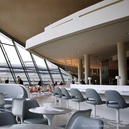 Flughafen Lounge & Bar