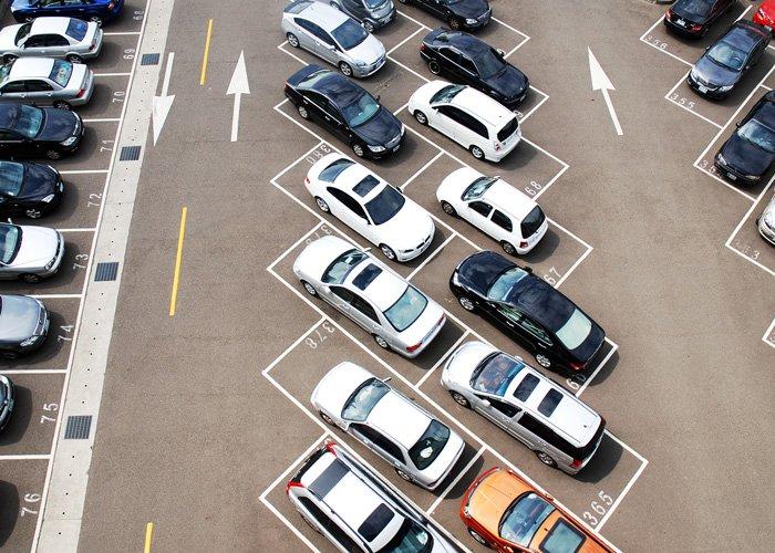 Parkoviště na letišti Dortmund