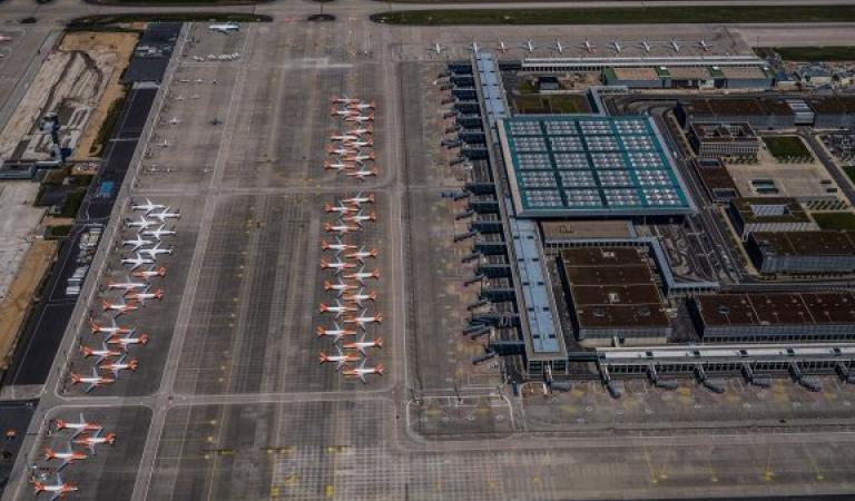 Aeroplanes at the airport