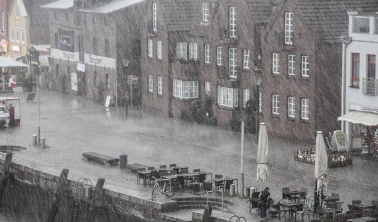 Husum harbour promenade in the rain